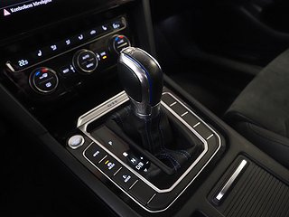 Kombi Volkswagen Passat 17 av 21