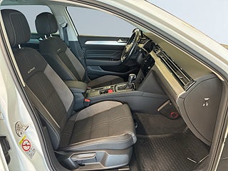 Volkswagen Passat Alltrack 2.0 TDI 4M Alltrack MOMS Drag Dvärme Bkamera Navi S&V – bild 10