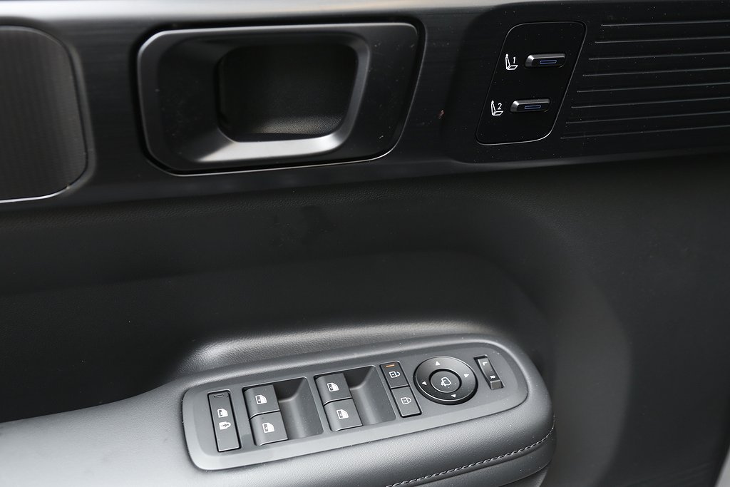 Hyundai Santa Fe 4WD Plug-in Calligraphy Line 2025