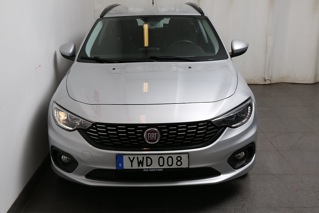 Fiat Tipo 1,6 110hk Lounge Kombi Automat 2018