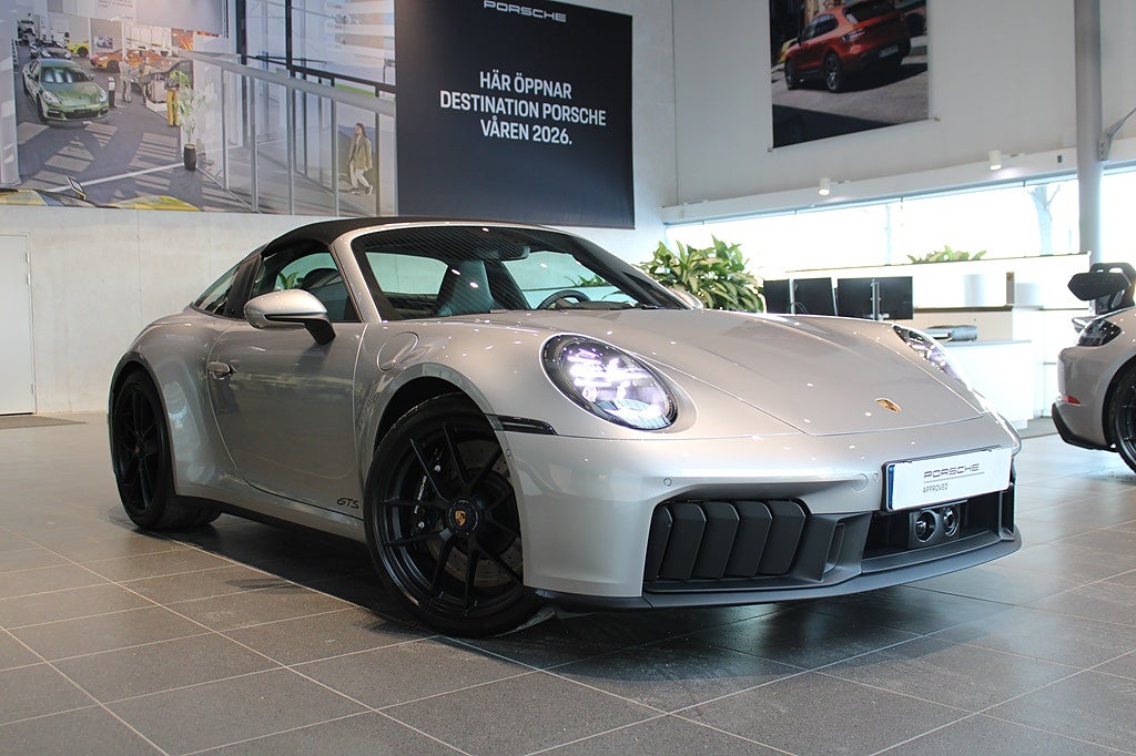 Porsche 911 992.2 Targa 4 GTS 