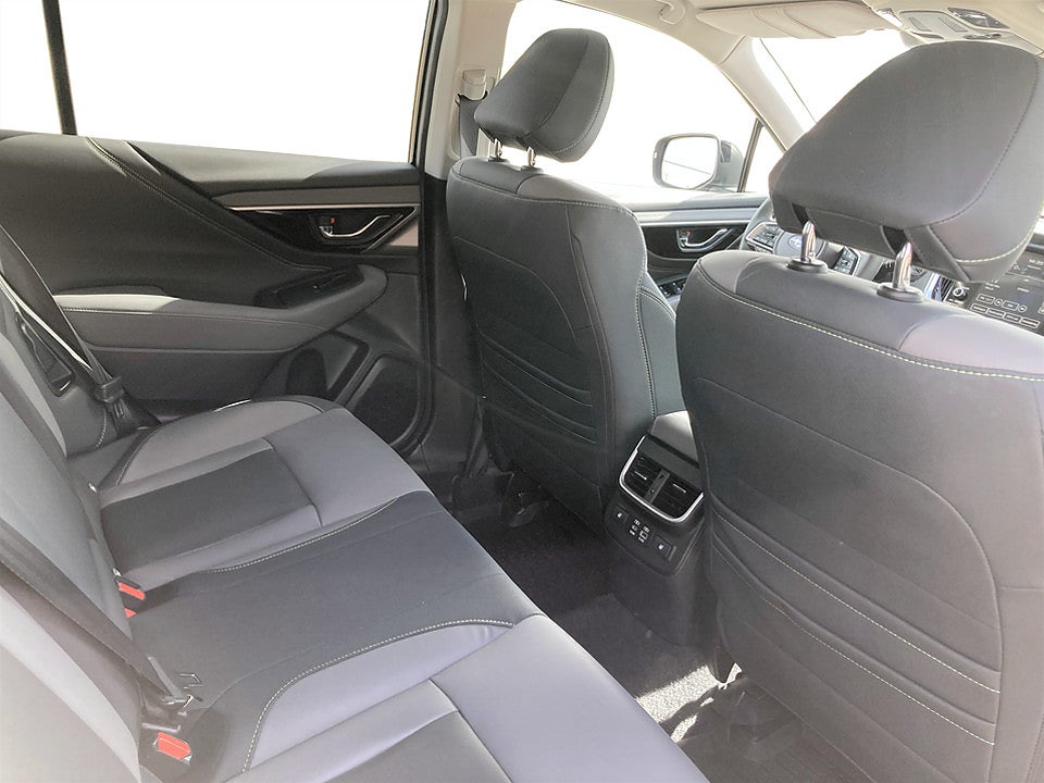 Bild på Subaru Outback Field 2.5 XFuel 169hk Aut 4WD B-KAMERA CARPLAY