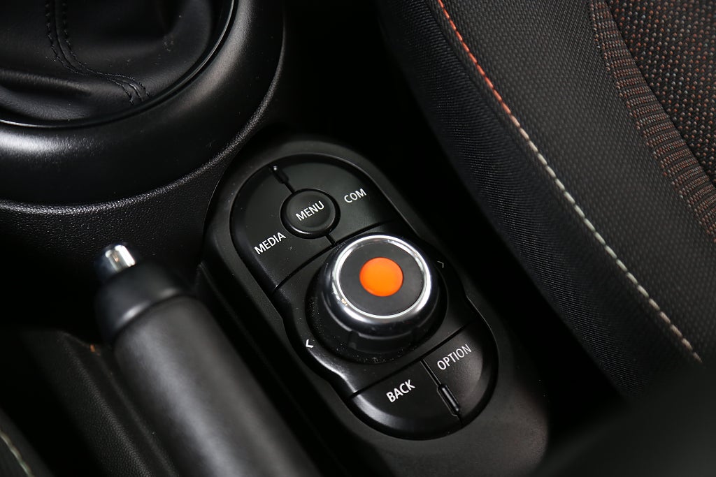 MINI Cooper 136hk Essential