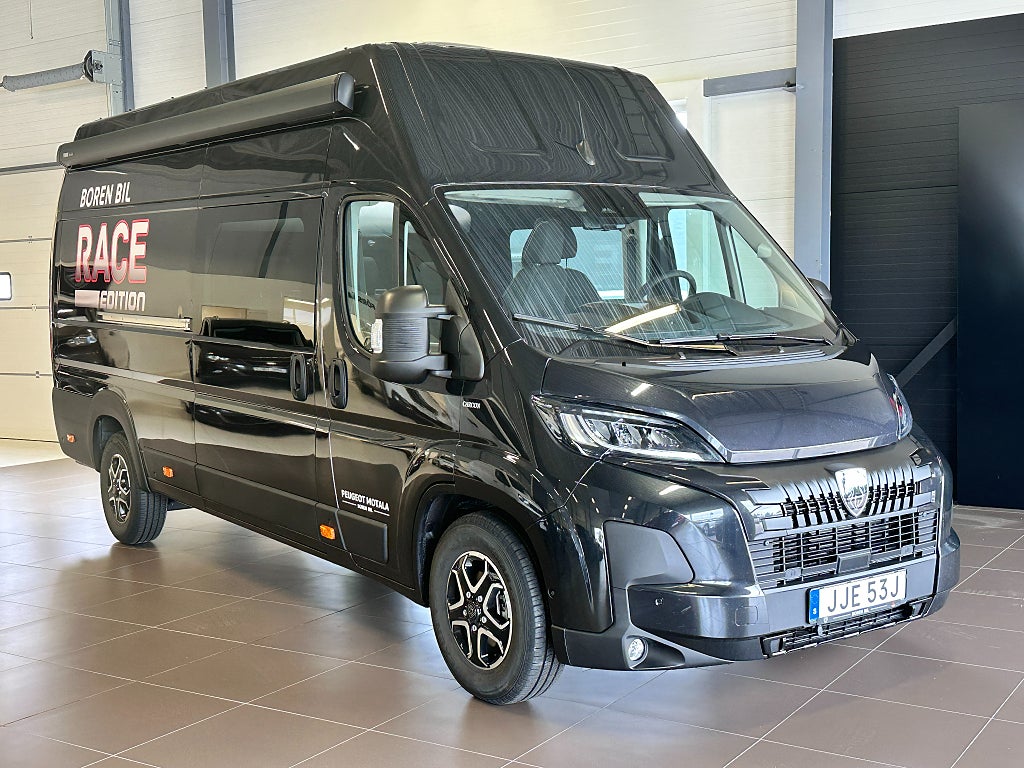 Peugeot Boxer 2.2 BlueHDi 180hk 5-sits EAT Race Edition Sovalkov thumbnail