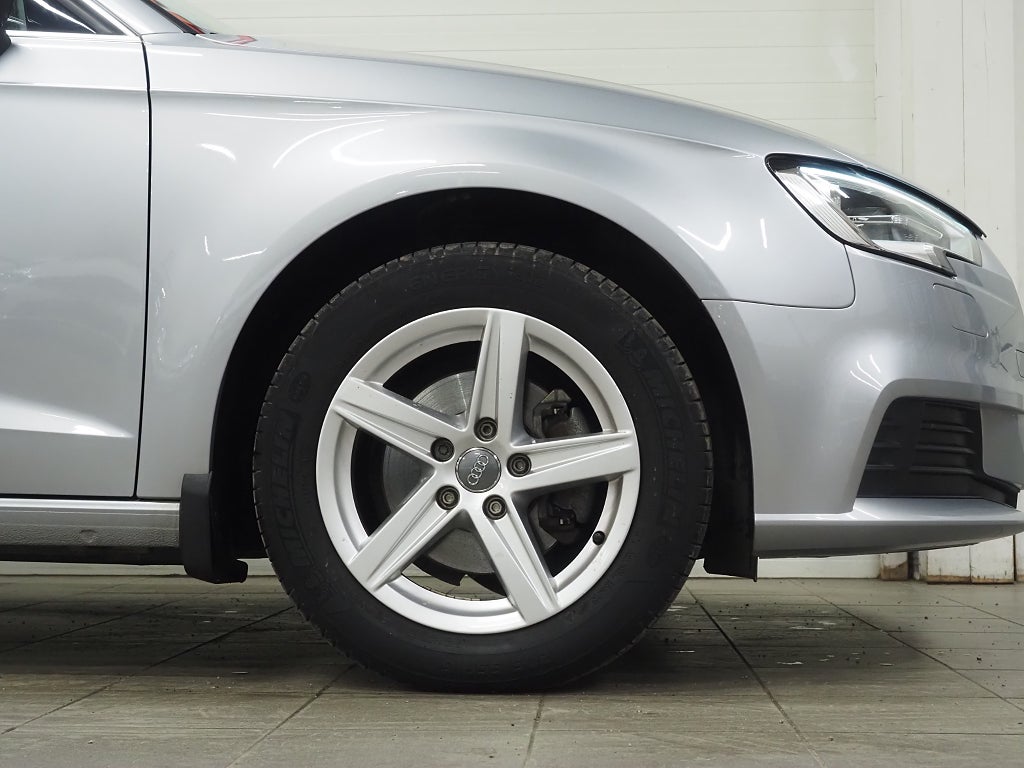 Audi A3 Sportback 1.5 150hk COD S Tronic Proline P-Sensorer 2018