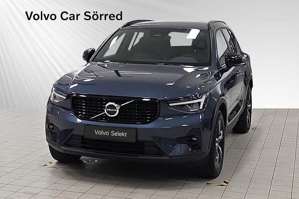 Volvo XC40 B4 FWD Bensin Plus Dark