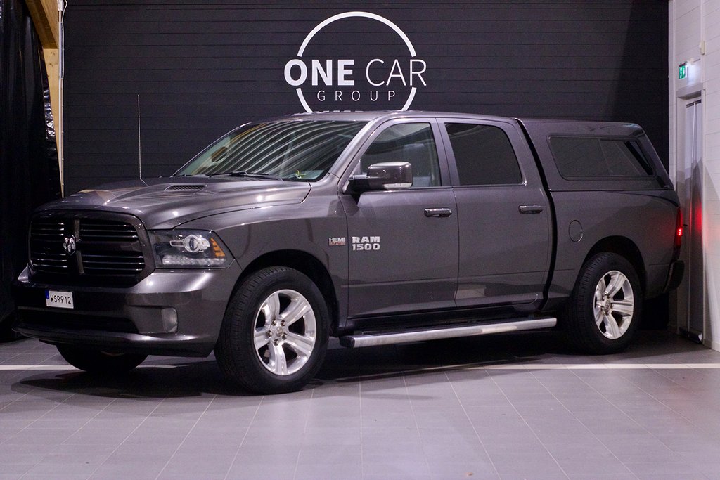 Dodge RAM 1500 Sport 5.7 V8 Hemi 4x4 Moms Kåpa 395hk