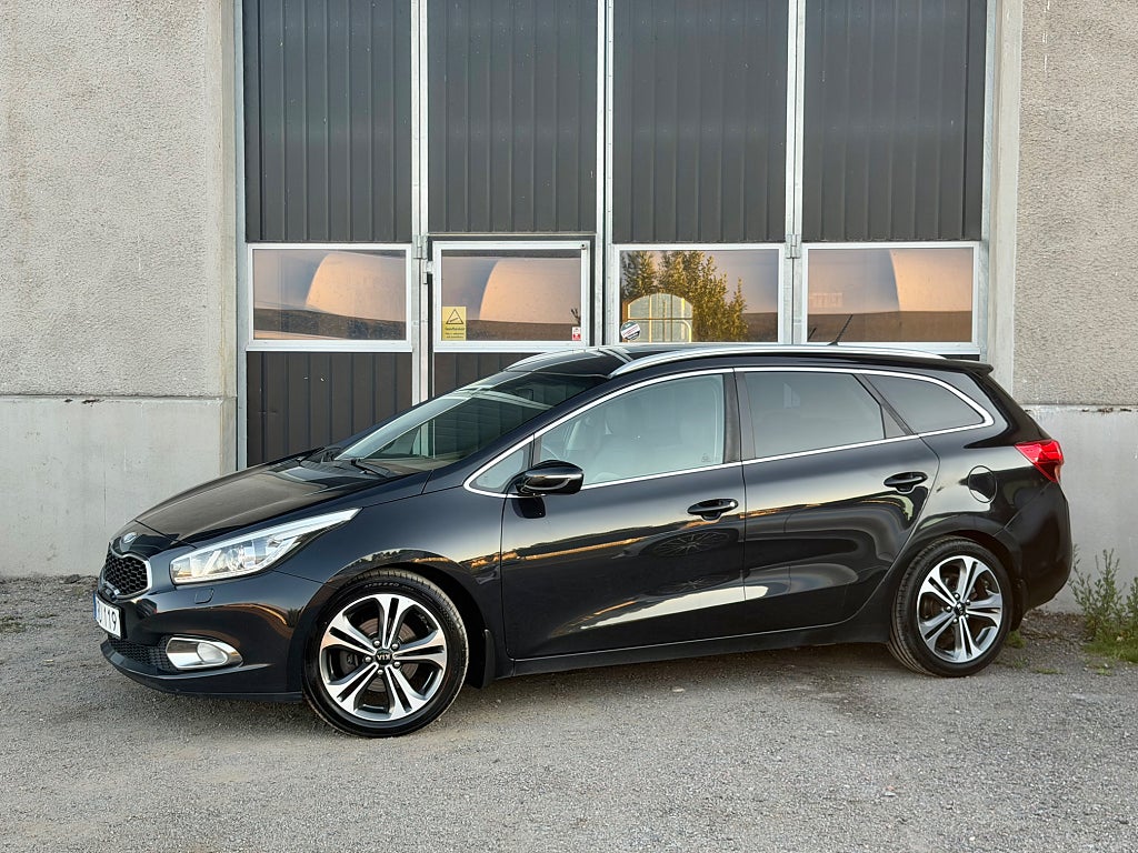 Kia Ceed cee'd_sw 1.6 CRDi EX Comfort El-stol Drag PDC 
