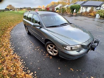 Volvo V70 2.4 