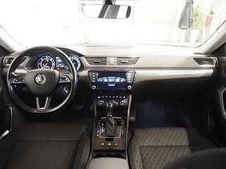 Kombi Skoda Superb 11 av 20