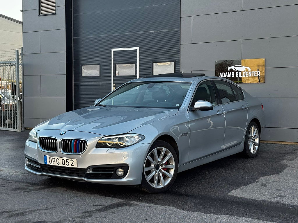 BMW 530 d xDrive Sedan Steptronic  / NAVI / DRAGKROK/TAKLUCKA