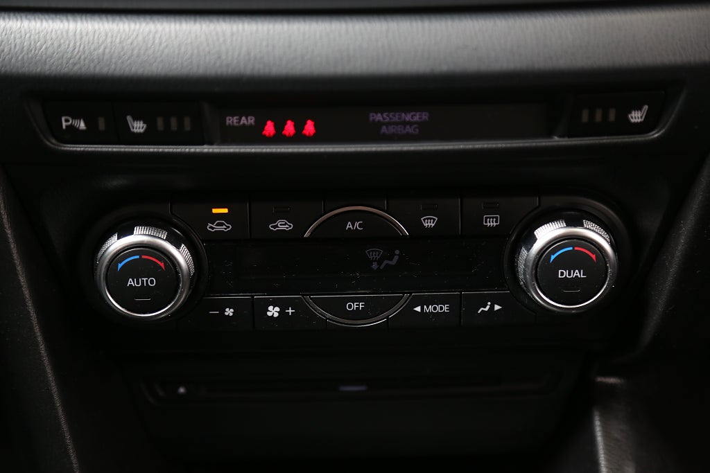 Mazda 3 2,0 SKYACTIV-G 165hk Head up Skinn BOSE Motorv Drag 2016