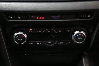 Halvkombi Mazda 3 24 av 27