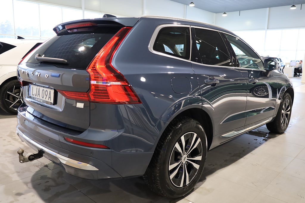 Volvo XC60 Recharge T6 350hk AWD Core Bright Pano Drag Leasbar 2023