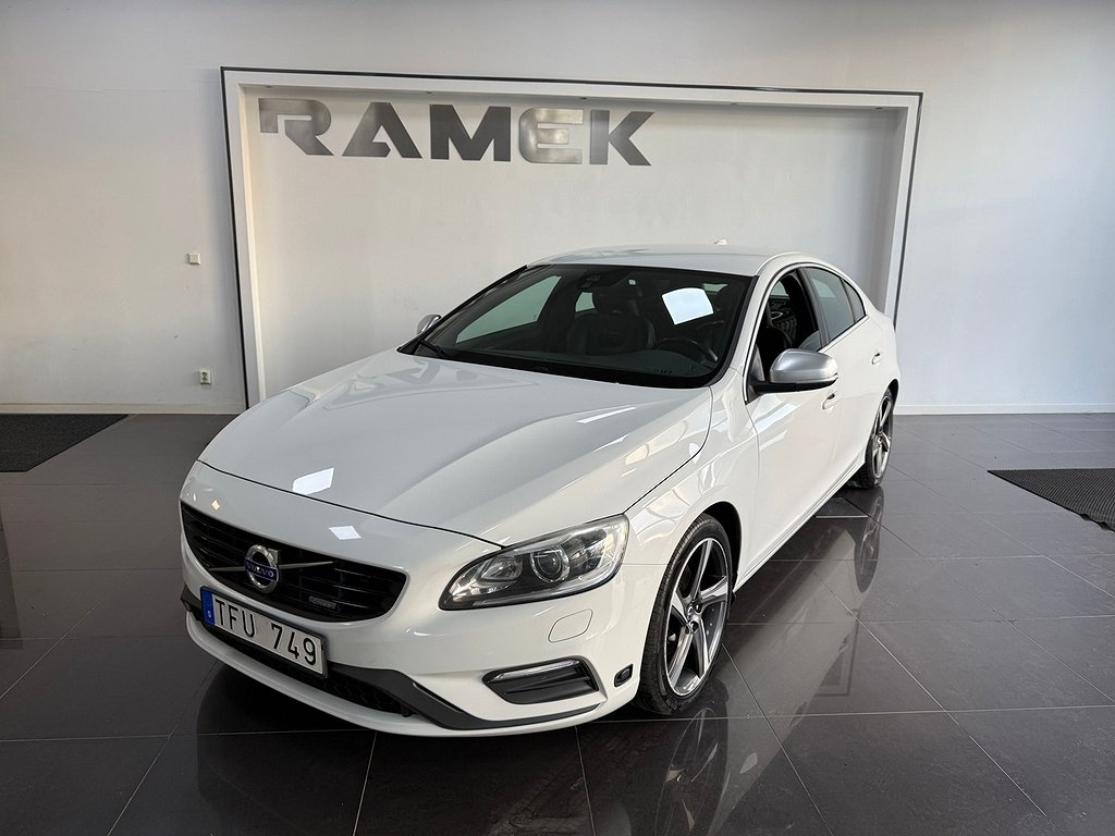 Volvo S60 T4F Momentum R-Design Automat 