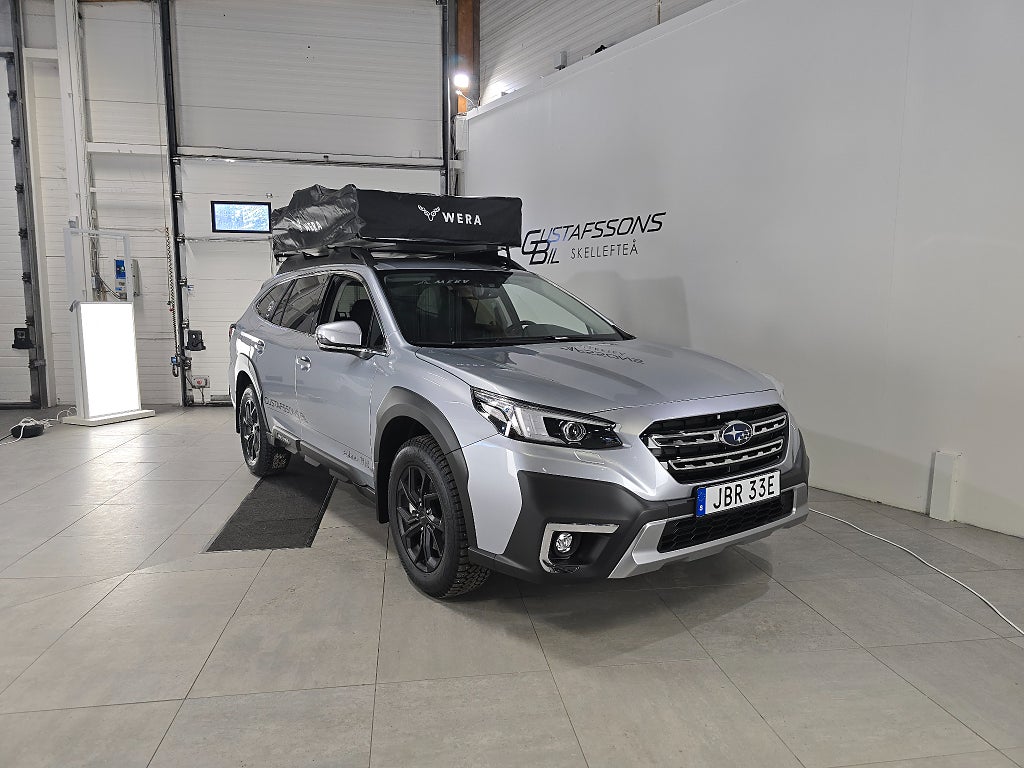Subaru Outback Limited AWD XFuel | TAKTÄLT! V-Hjul Drag M-Värm