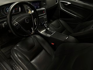 Volvo V60 Cross Country D4 Geartronic Classic Summum Lågmil