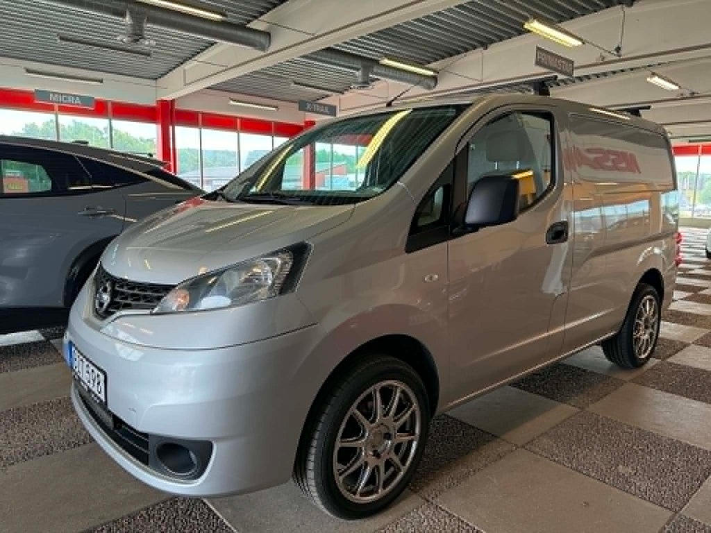 Nissan NV200 1.5 dCi Euro 6 110hk / Backkamera / SoV-hjul / Drag