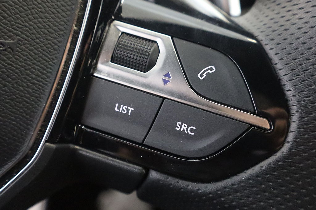 Bild på Peugeot 3008 GT 1.2 PT 130hk Aut - B-KAMERA, EN ÄGARE