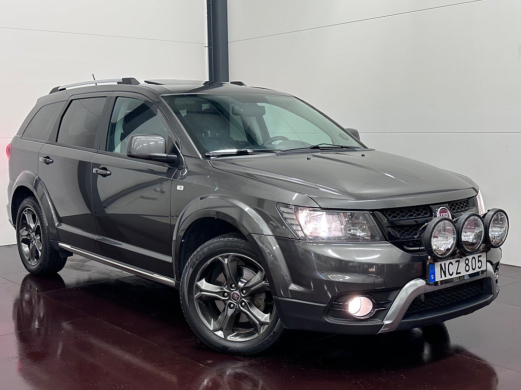 Fiat Freemont 2.0 4X4 170HK BLACK CODE 7-SITS SE UTR* 1 ÄGARE