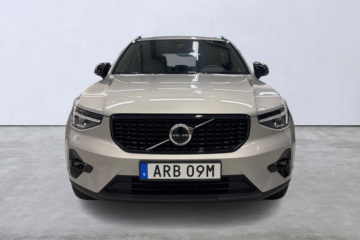 Volvo XC40 B3 FWD Bensin Plus Dark 2025, kuva 7/10