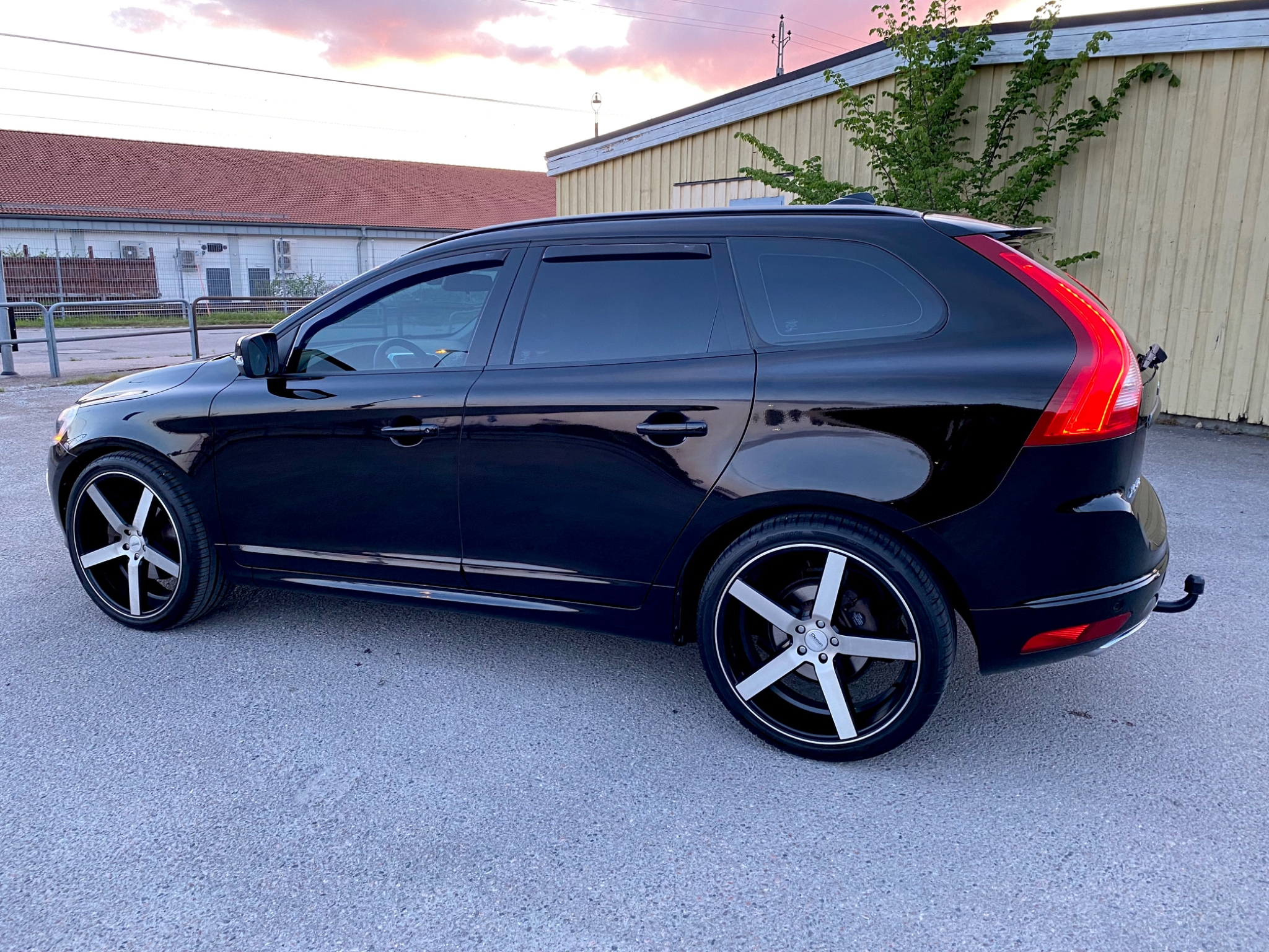 Volvo XC60 2015, bild 6/40