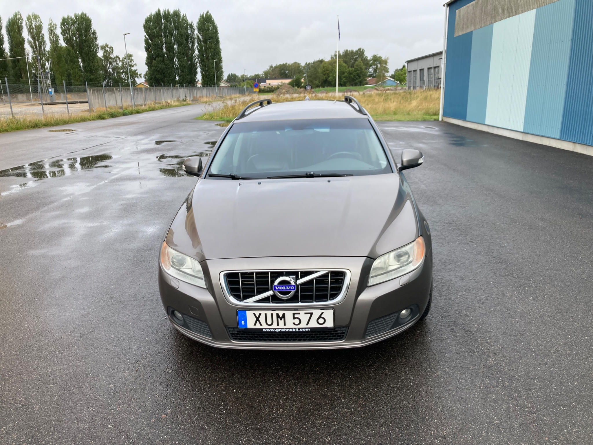 Volvo V70 2010, kuva 2/10