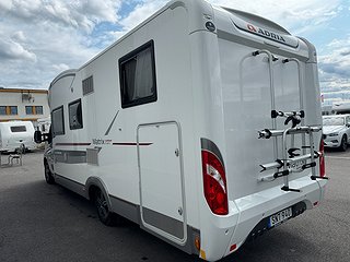 Husbil-halvintegrerad Adria Matrix Supreme 687SL 150HK 20 av 21