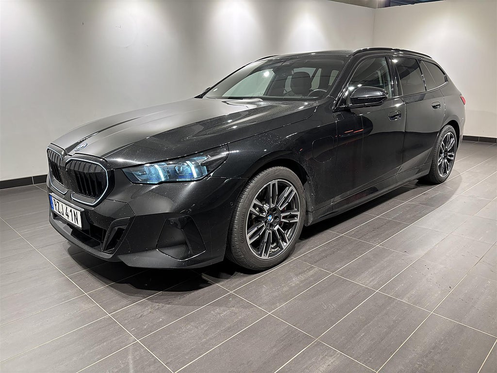 BMW 530e xDrive Touring M Sport Pro Innovation Drag H K DAP | Ränta 1,99%