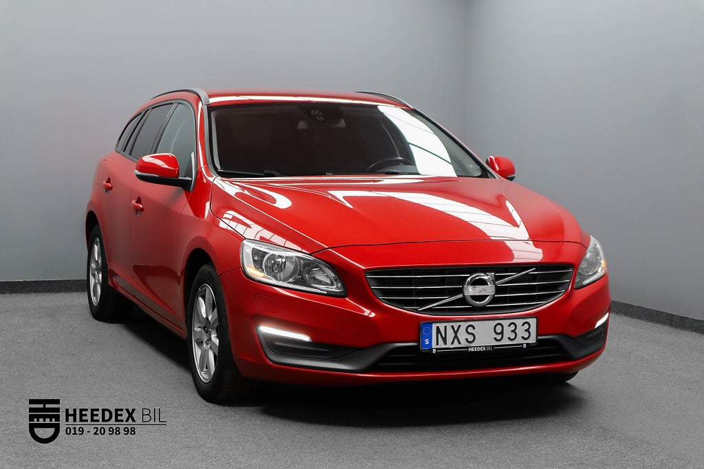 Volvo V60 D2 Kinetic 115hk Värmare City Safety Farthållare Lågmil