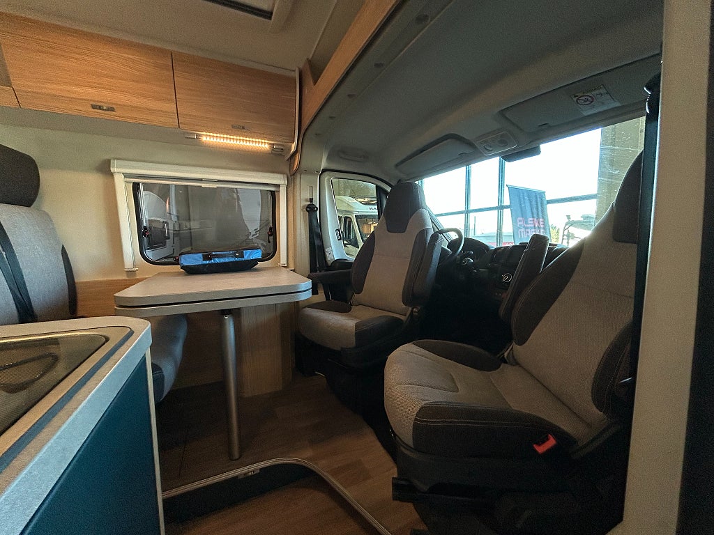 Knaus Boxlife R19 / Backkamera / Höj & Sänkbarsäng /Litium / Solcell  - Knaus