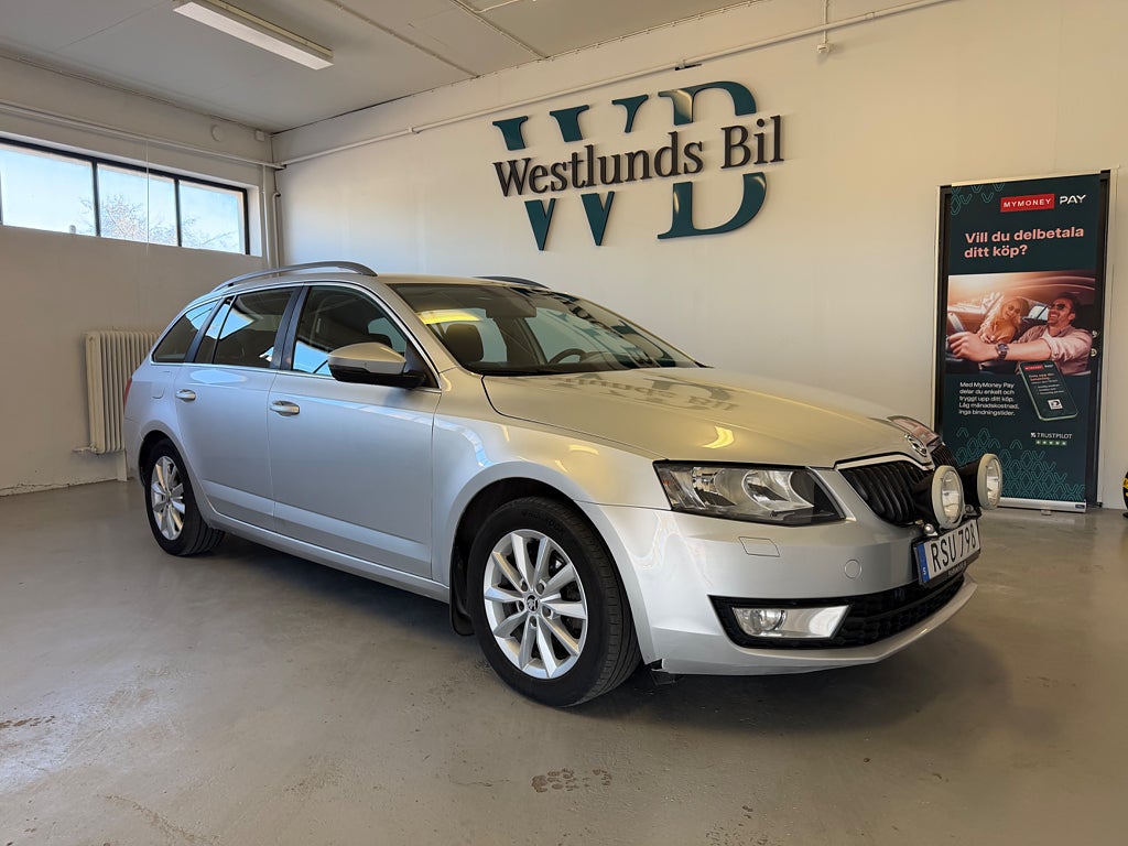 Skoda Octavia Kombi 1.6 TDI 4x4 Ambition Drivers Edition | Nybes