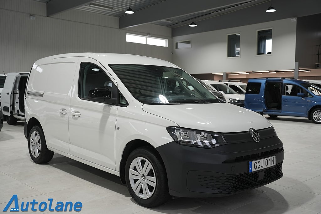 Volkswagen Caddy Cargo 2.0 TDI BMT Värmare,Dragkrok,Kamera,Carplay 122hk