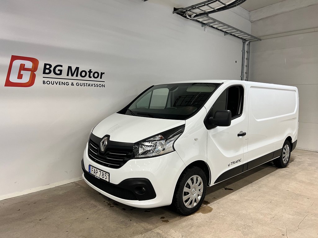 Renault trafic 2.7t 1.6 dCi 125HK L2H1 B-Kamera/Drag/Leasbar