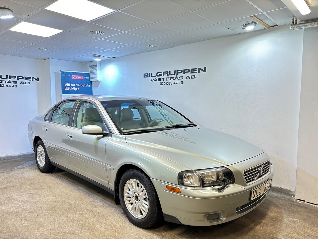 Volvo S80 2.4 170HK / Ny Bes / Kamrem bytt / GPS / Välskött