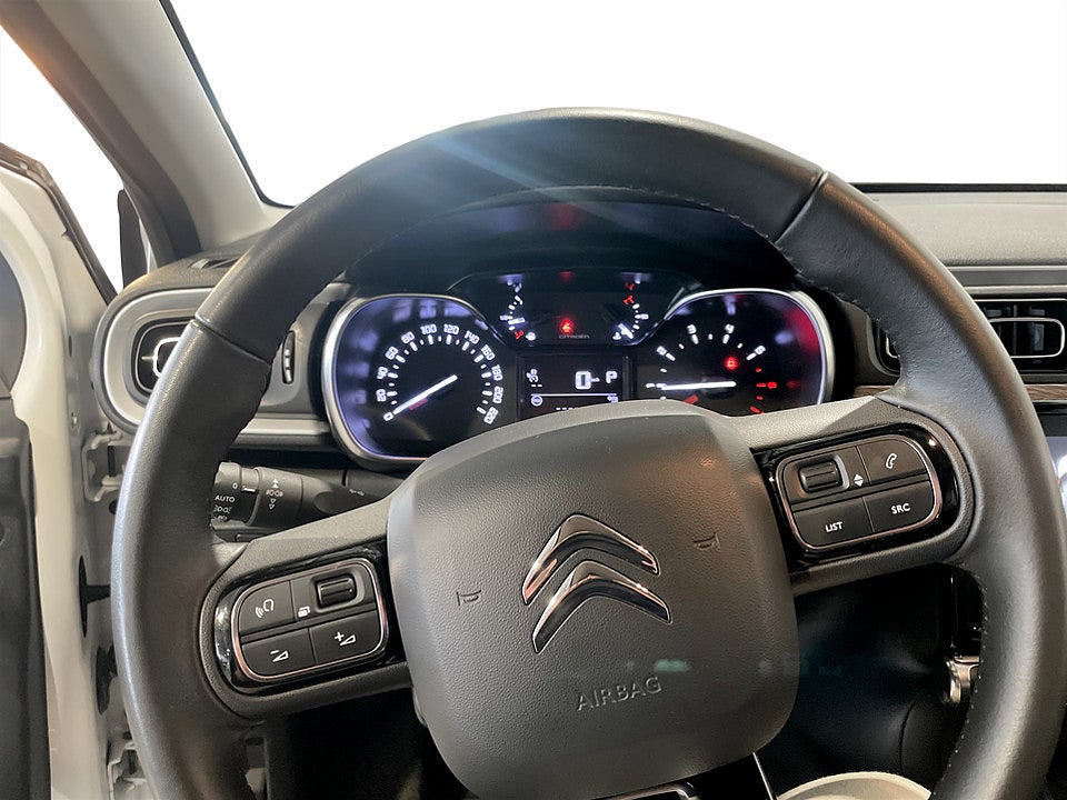 Bild på Citroën C3 Shine 1.2 PT 110hk Aut CARPLAY FARTHÅLLARE
