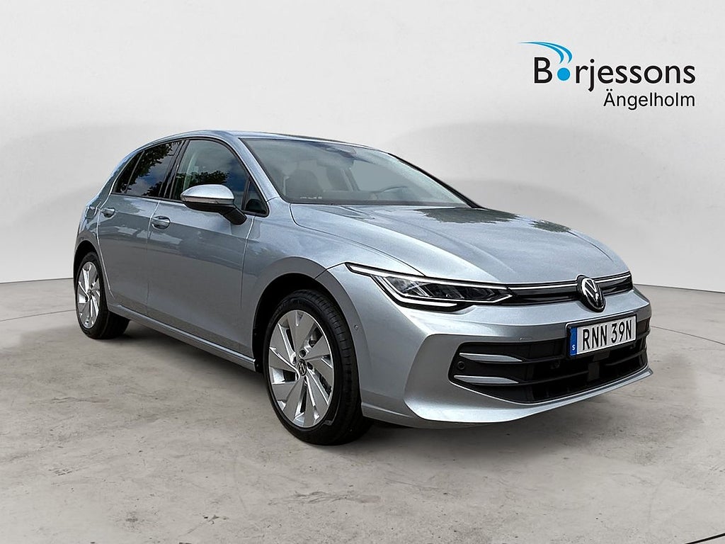Volkswagen Golf LIFE 1,5 ETSI 150 HK DSG7