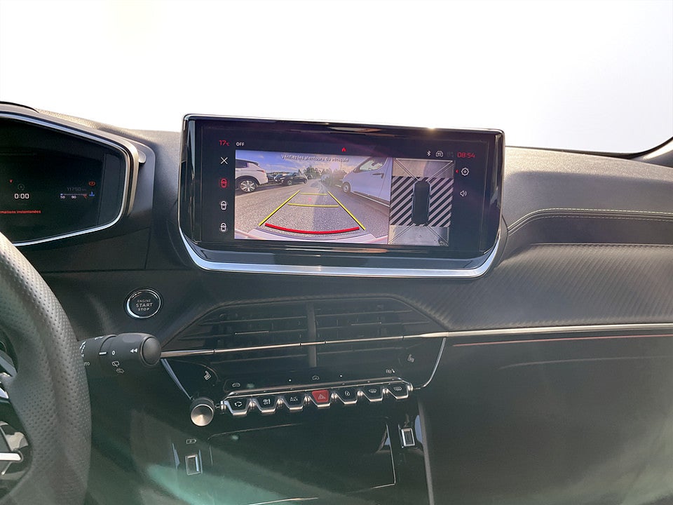 Bild på Peugeot 2008 GT 1.2 PT 130hk Aut B-KAMERA CARPLAY