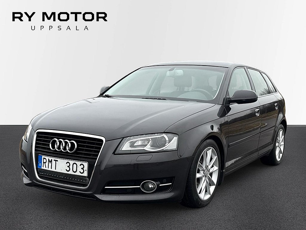 Audi A3 Sportback 1.6 TDI 105hk Drag Värmare Bi-xenon *SE UTR*