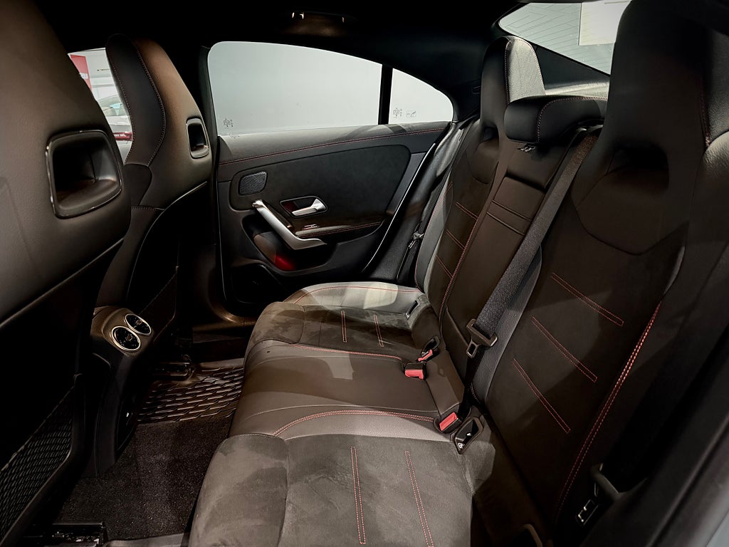 Mercedes-Benz CLA 200 AMG Premium El-stolar 19tum - bild 6