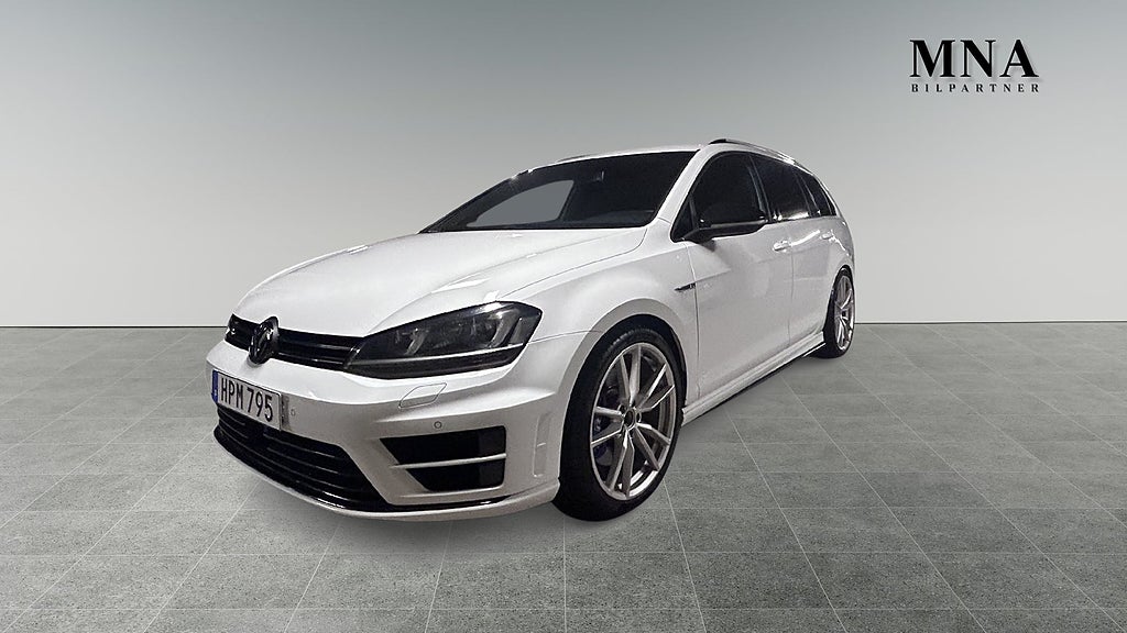 Volkswagen Golf Sportscombi R 2.0 TSI BMT 4Motion