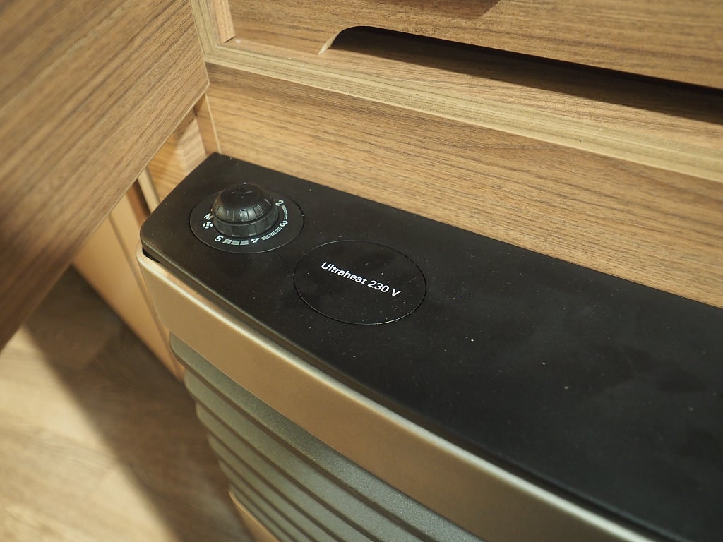 Knaus Sport 540 FDK Design-Paket I Golvvärme