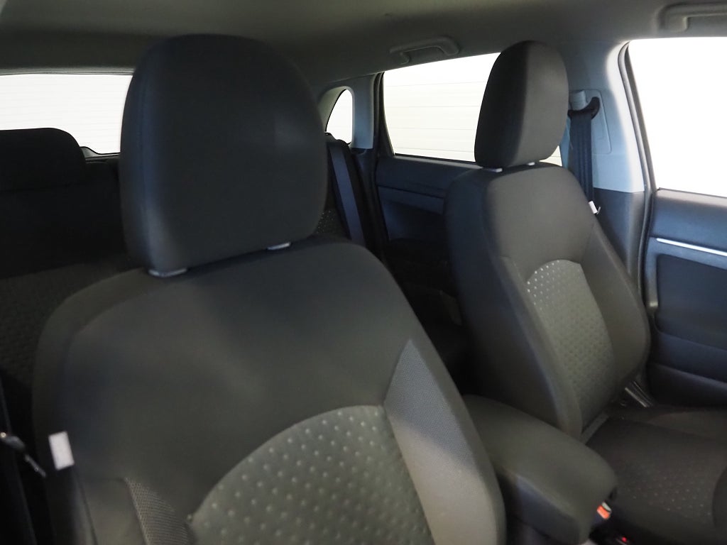 Mitsubishi ASX 1.6 MIVEC ClearTec AS&G 117hk Motorvärmare 1 Ägare 2012