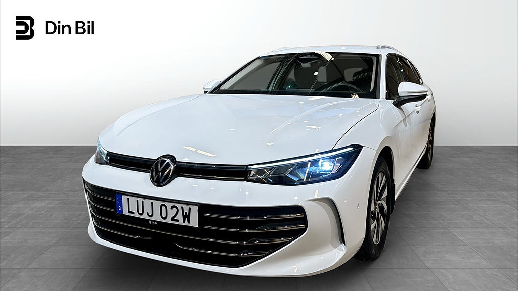 Volkswagen Passat Business eTSI150 DSG P-värmare/Drag