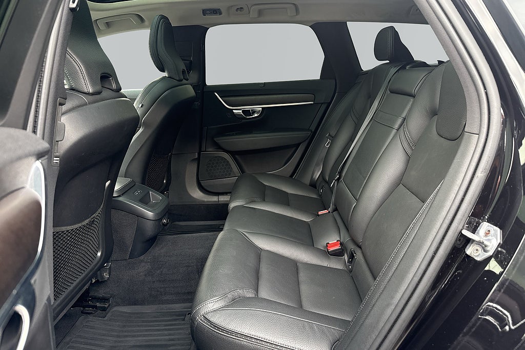 Volvo V90 Cross Country 2020