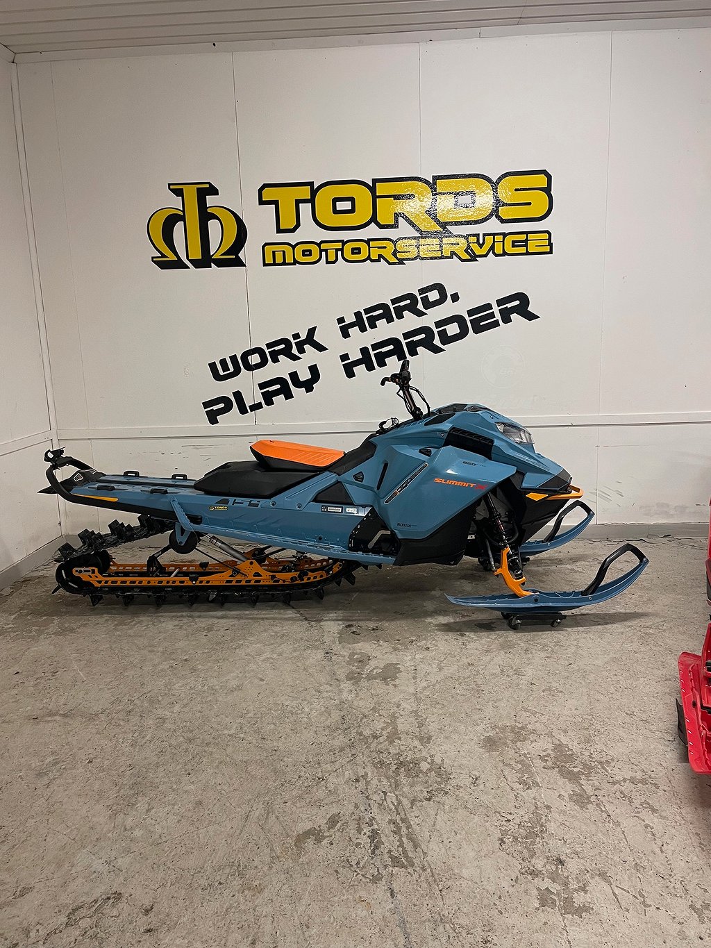 Ski-Doo Summit X 850 154" (108mil) 