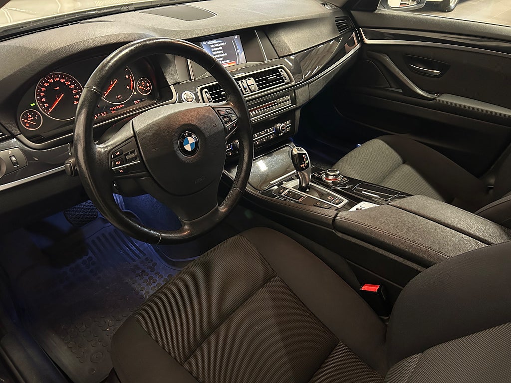 BMW 520 d xDrive Touring Steptronic 190hk |PDC|Rattvärme| 2015