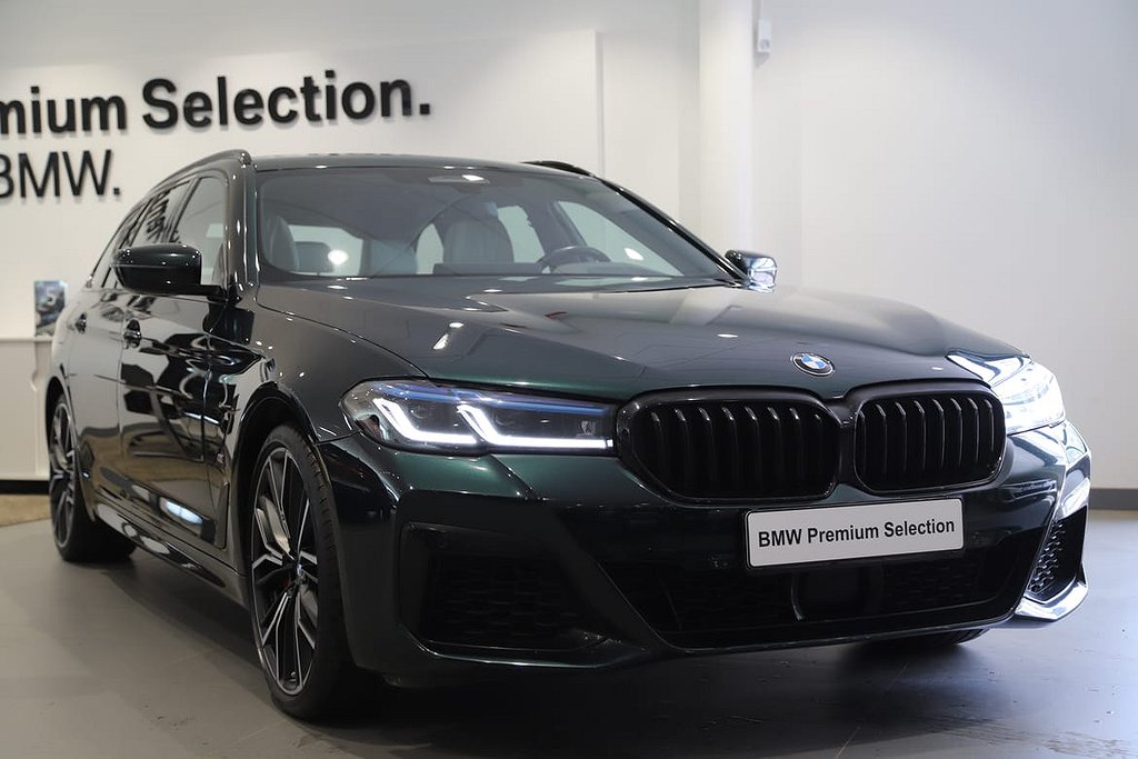 BMW 540 i xDrive Touring M-sport / Innovation / Individual