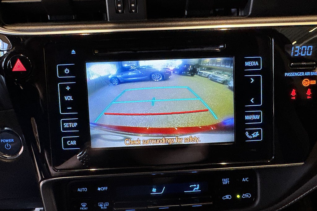 Toyota Auris Touring Sports Hybrid e-CVT Intense Edition