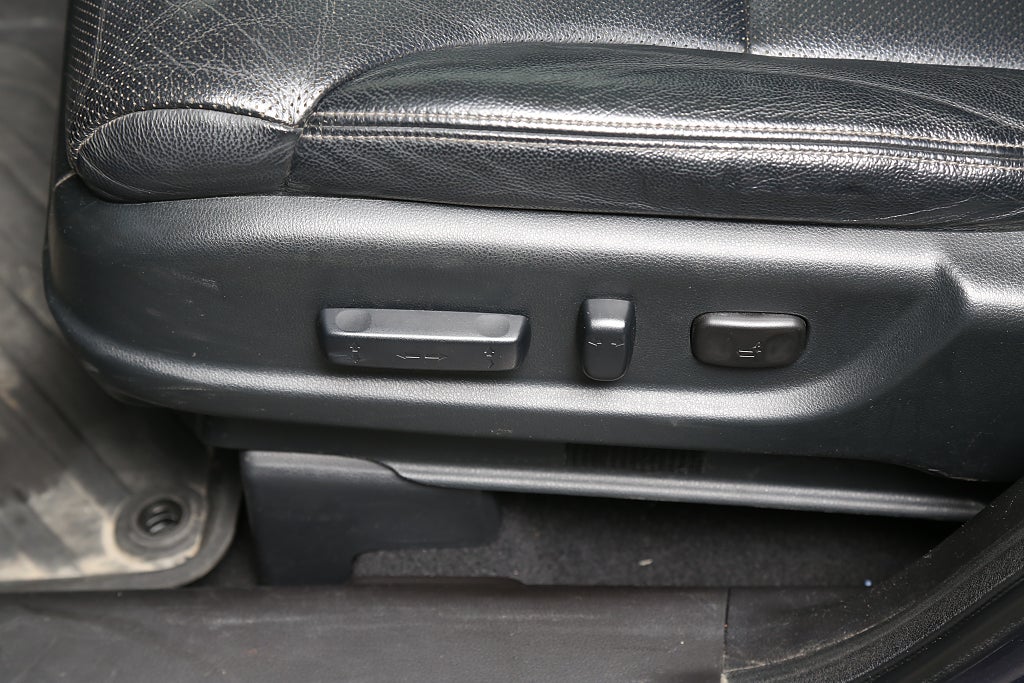 Honda CR-V 2,0 i-VTEC Executive Navi AWD Aut 1ägare Motorv Drag 2014